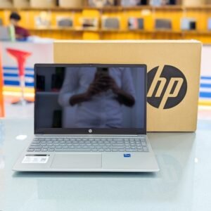 HP 15-fd0005dx, Core i5 1235U, 8GB RAM, 512GB SSD-Touchscreen- Ideal for Students & Office Use